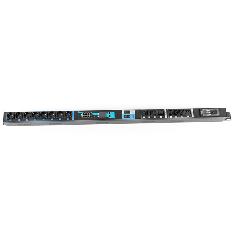 Hydraulický magnetický obvod, 16-výstupový vertikálny TCP/IP senzor eco Smart Rack Pdu