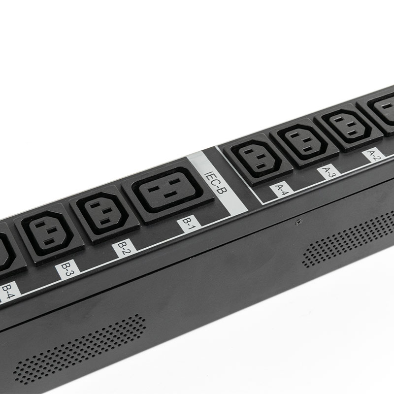 Hydraulický magnetický obvod, 16-výstupový vertikálny TCP/IP senzor eco Smart Rack Pdu